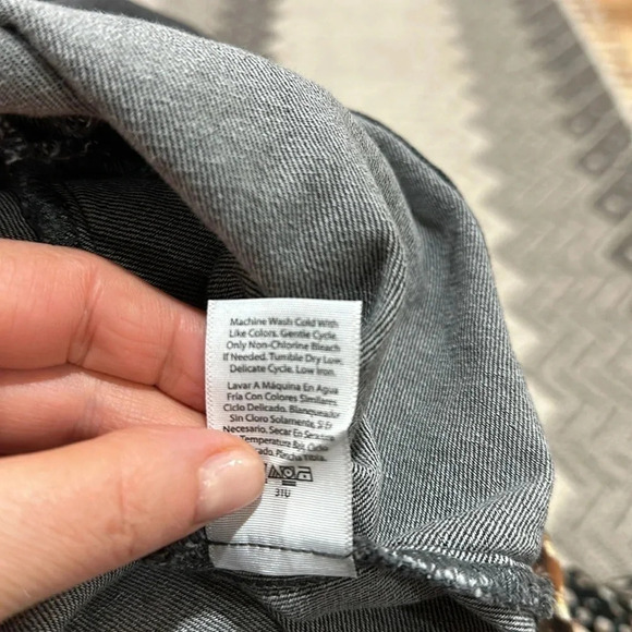 Time and Tru Women's Button Front Denim Mini Dress with Long Sleeves,A3 - Picture 10 of 13